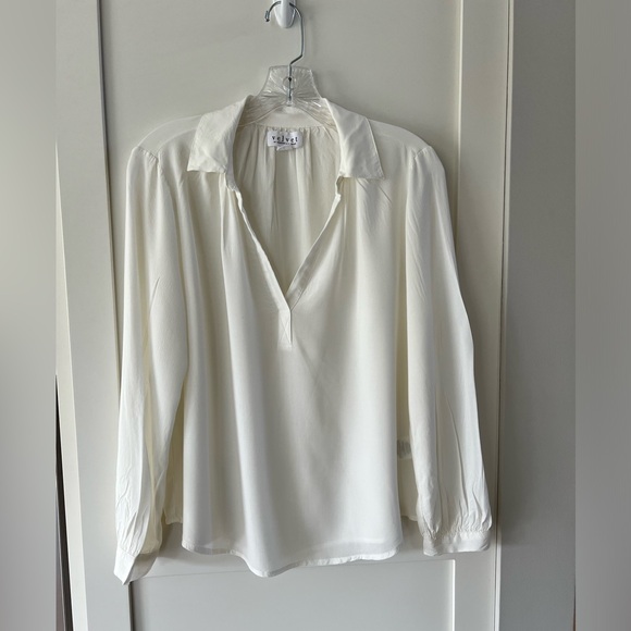 Velvet by Graham & Spencer Tops - Velvet by Graham and Spencer Cream Blouse Size S Excellent Condition